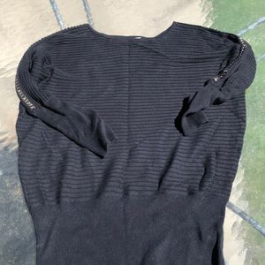 Black comfy shirt